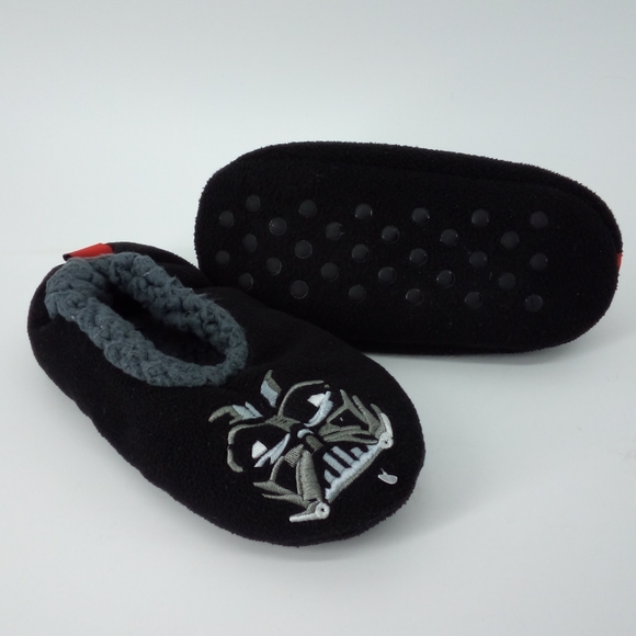 Star Wars 2017 Darth Vader Target M/L Warm House Slippers Sticky Friction Dots - Picture 7 of 12
